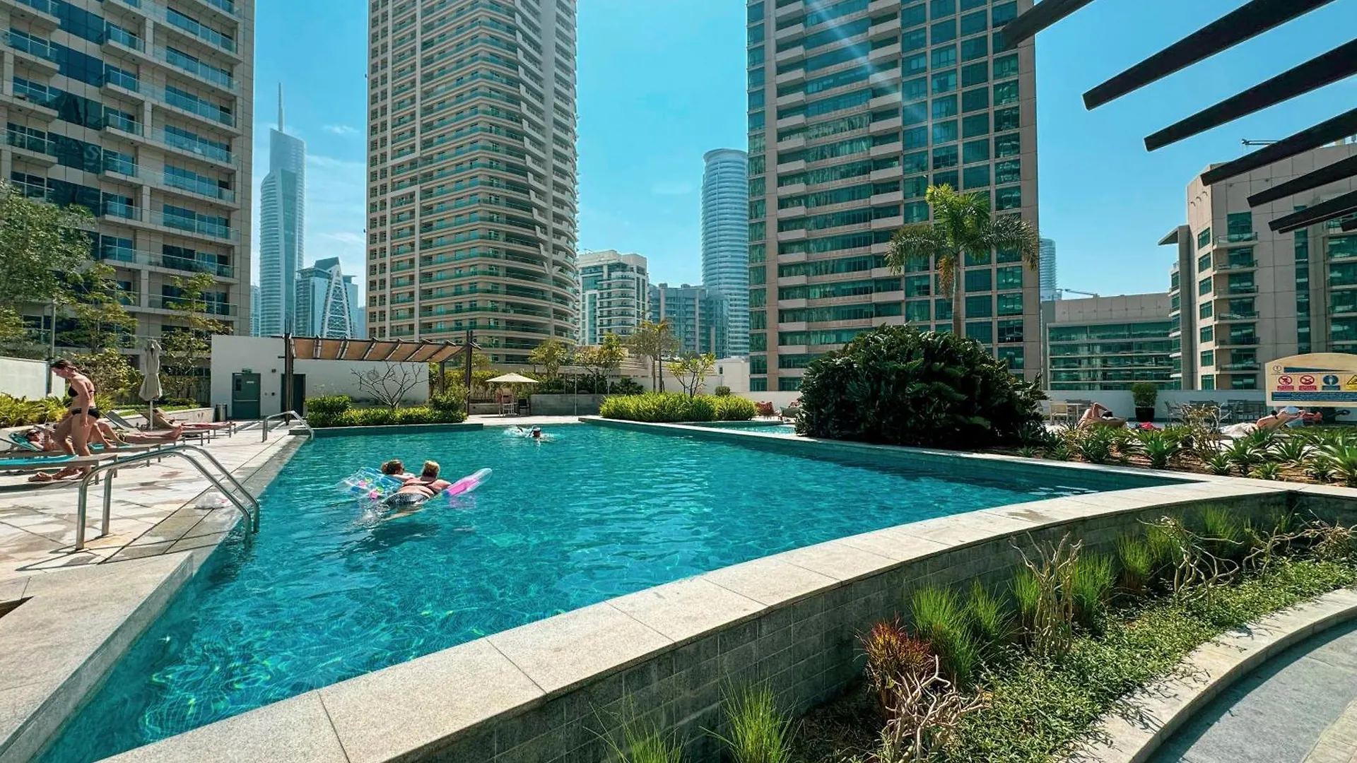 High-Floor Marina View - Balcony, Pool And Gym Lejlighed Dubai 0*,  Forenede Arabiske Emirater